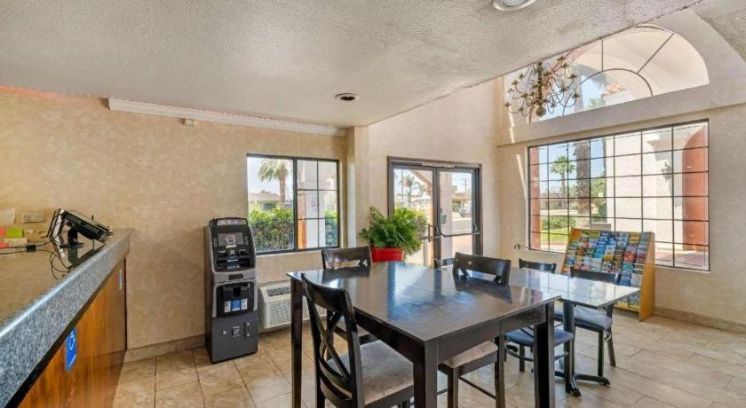Econo Lodge Moreno Valley Kültér fotó