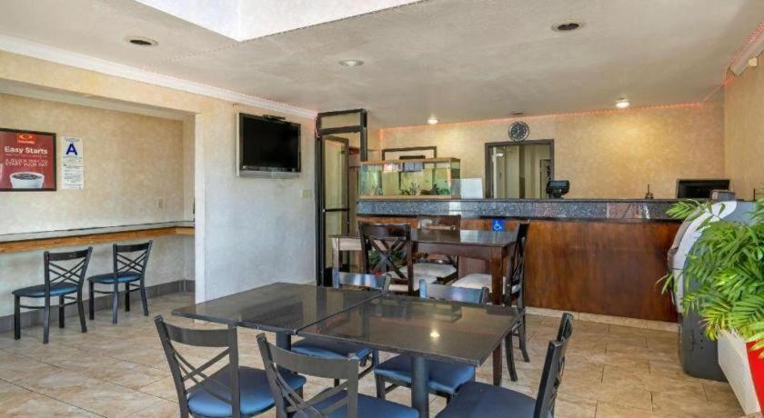 Econo Lodge Moreno Valley Kültér fotó