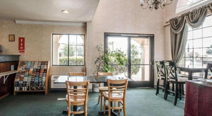 Econo Lodge Moreno Valley Kültér fotó